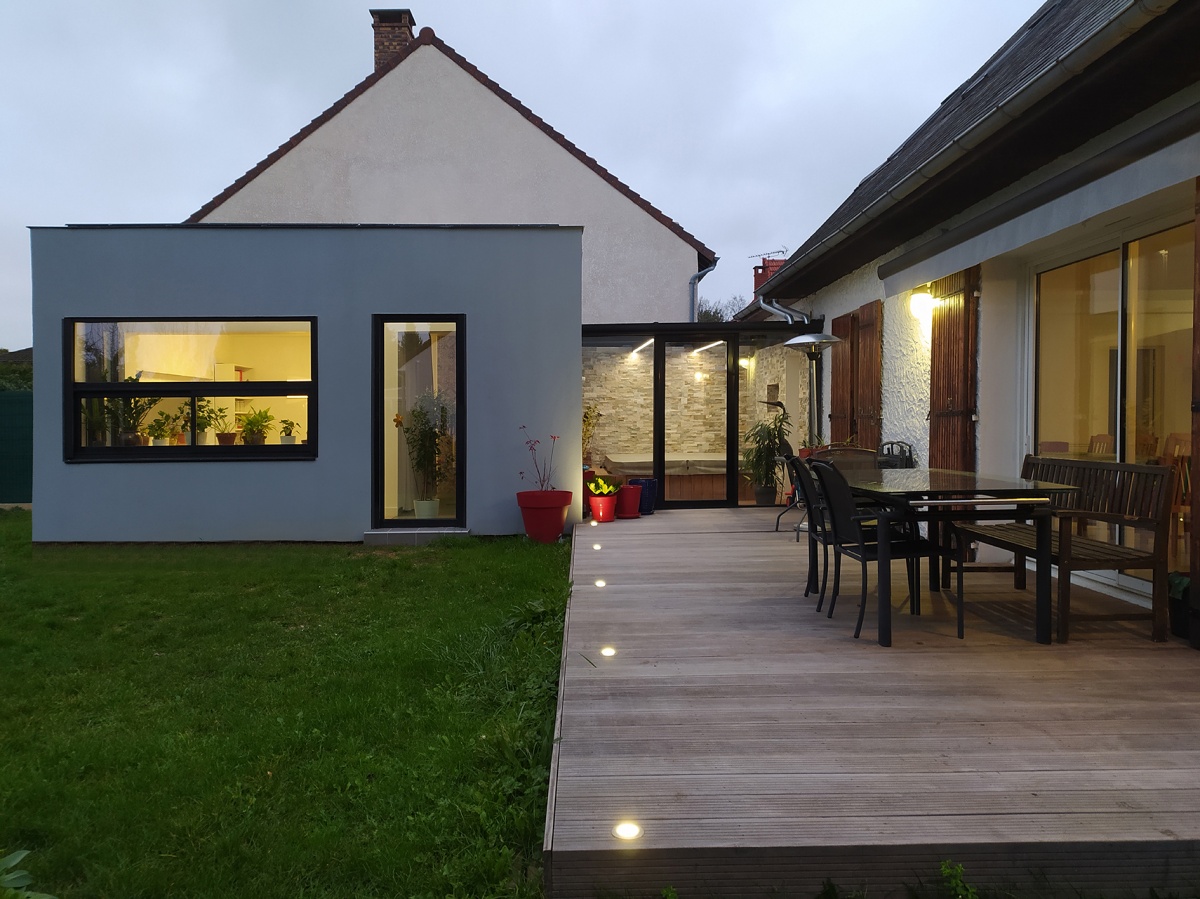 R�novation et extension de maison individuelle - Sainte Genevi�ve des Bois : A26-Ste Genevieve-Extension maison-Terrasse bois