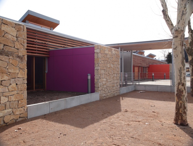Extension et restructuration d'une ecole élémentaire : 02
