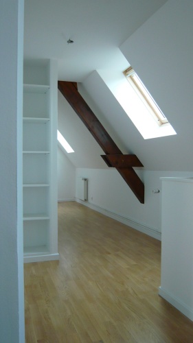 Maison B